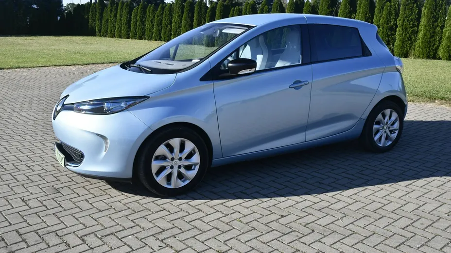 RENAULT ZOE -
