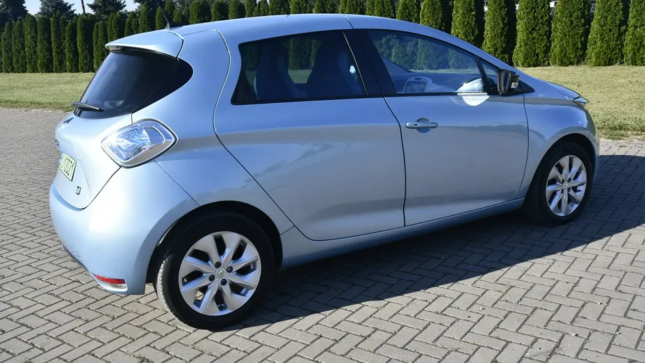 RENAULT ZOE -