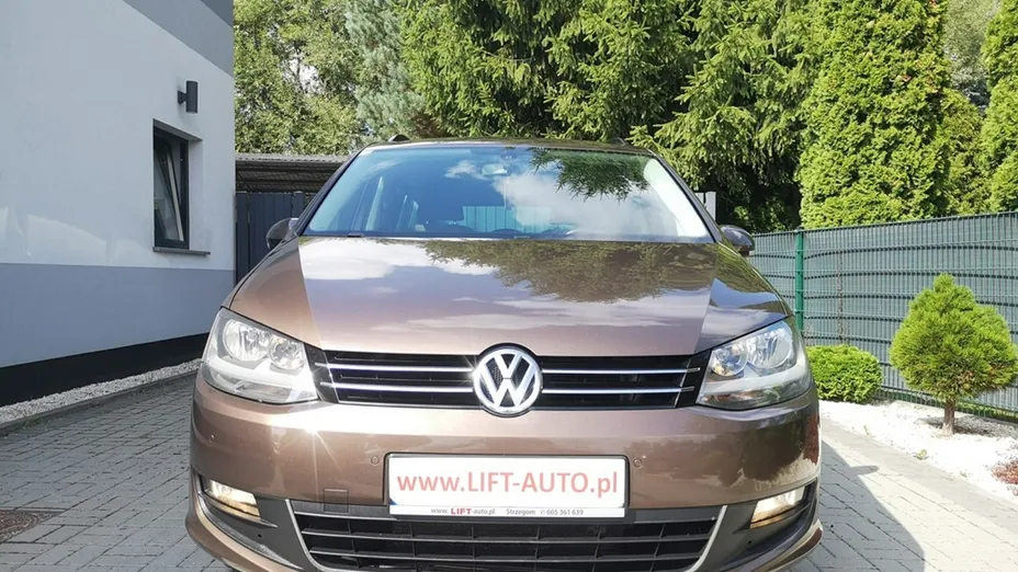VOLKSWAGEN Sharan -