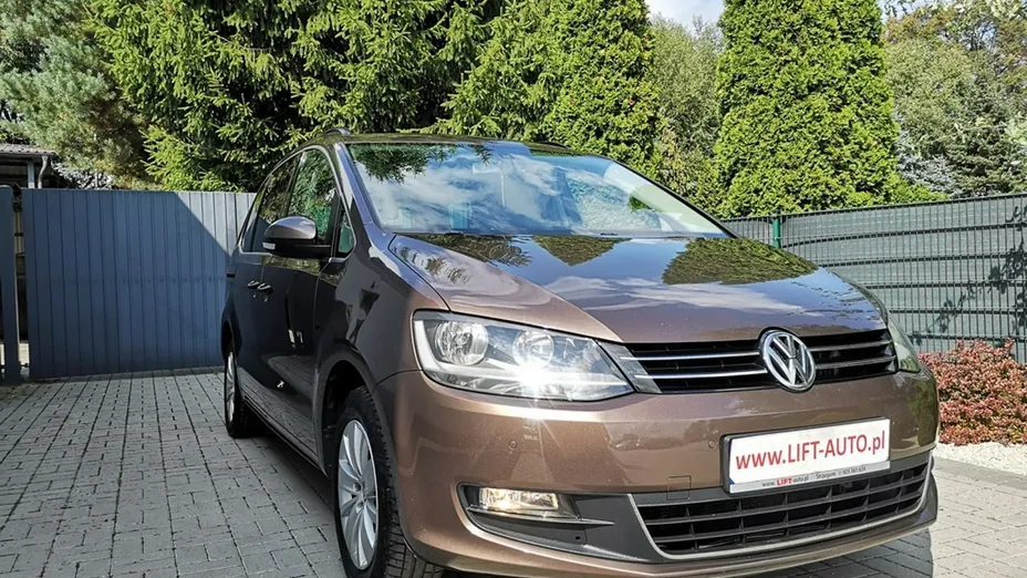 VOLKSWAGEN Sharan -