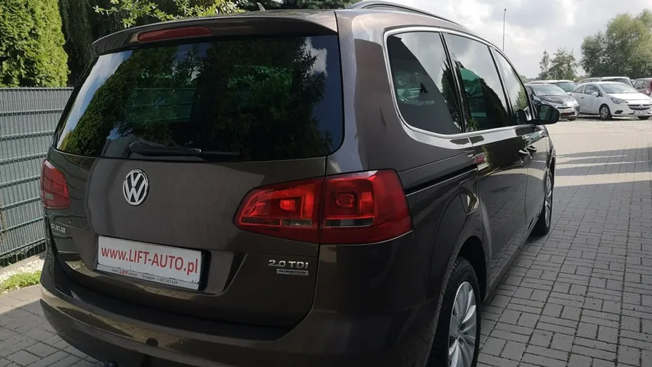 VOLKSWAGEN Sharan -