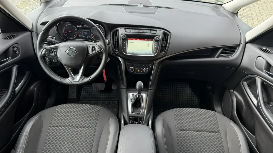 OPEL Zafira -