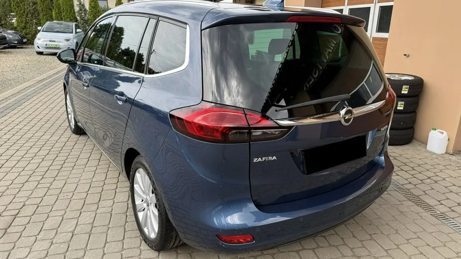 OPEL Zafira -