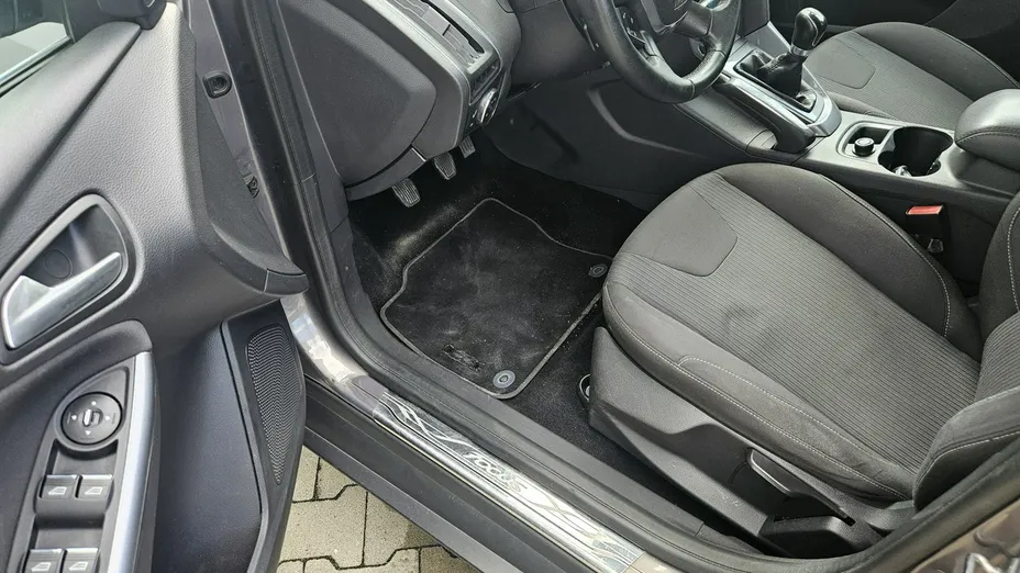 FORD Focus -