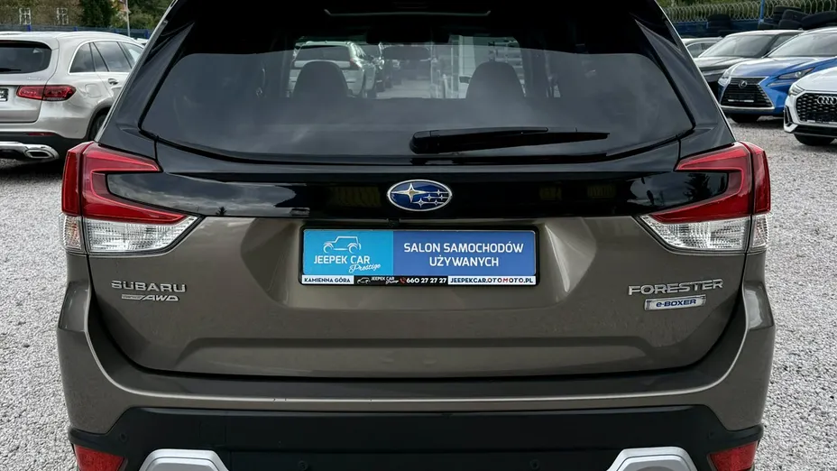 SUBARU Forester -