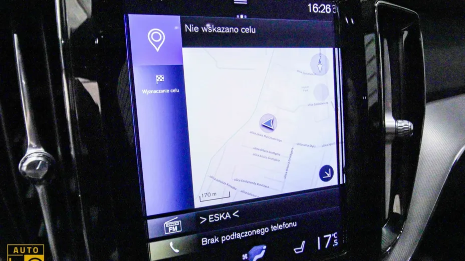 VOLVO XC60 -