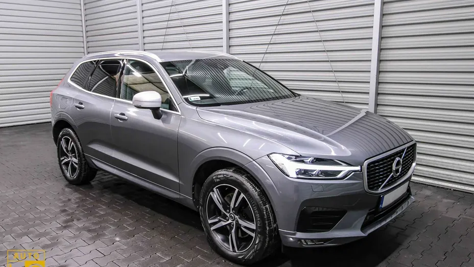 VOLVO XC60 -