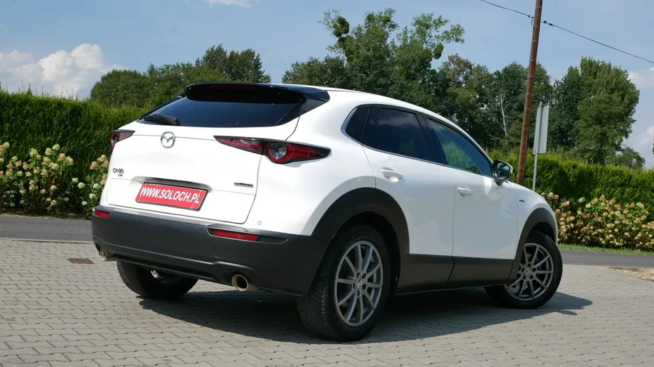 MAZDA CX-30 -