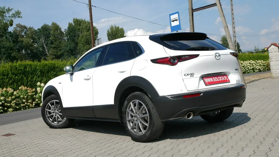 MAZDA CX-30 -