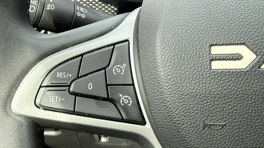 DACIA Jogger -