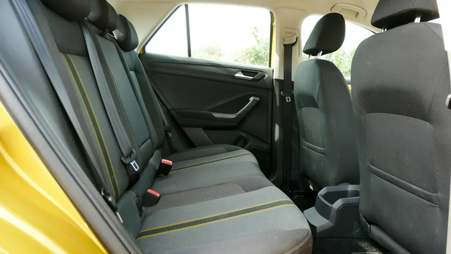 VOLKSWAGEN T-ROC -
