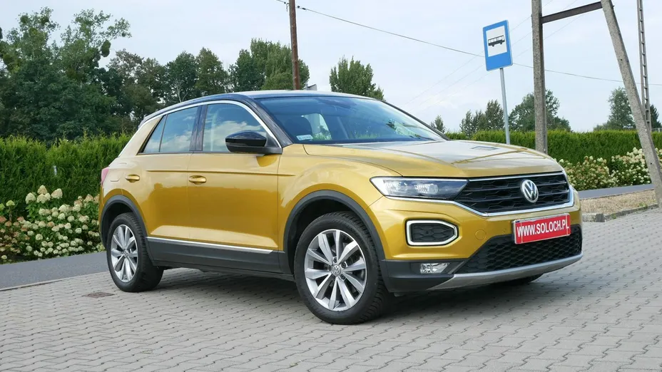 VOLKSWAGEN T-ROC -
