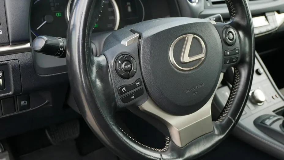 LEXUS CT -