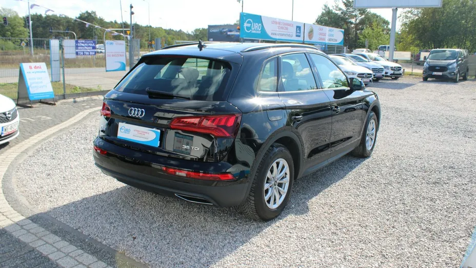 AUDI Q5 -