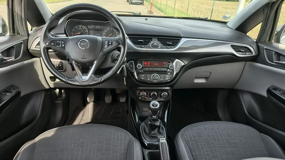 OPEL Corsa -