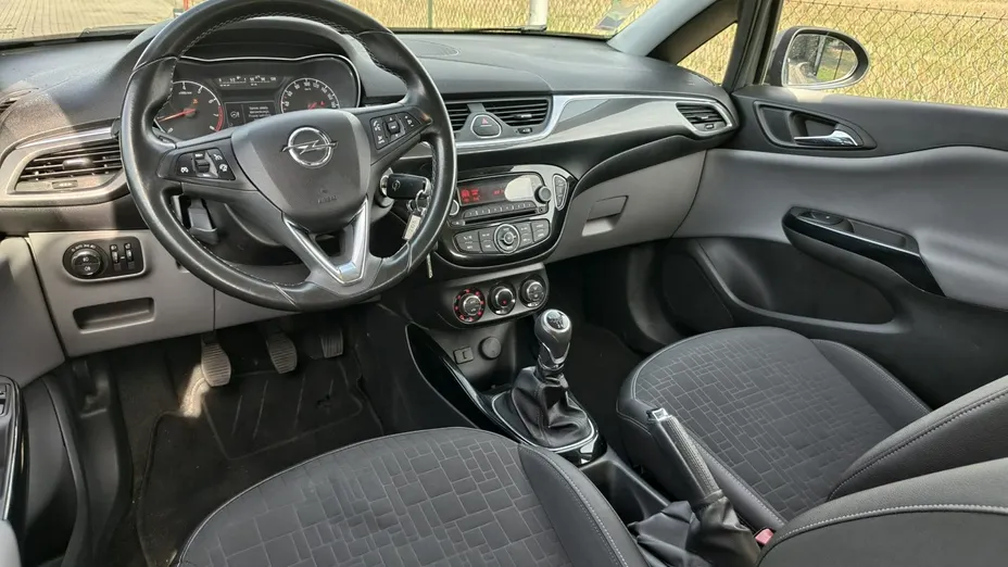 OPEL Corsa -