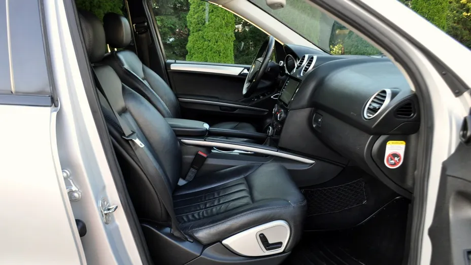 MERCEDES-BENZ ML -