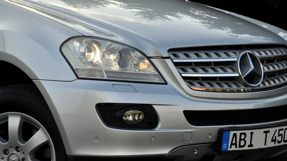 MERCEDES-BENZ ML -