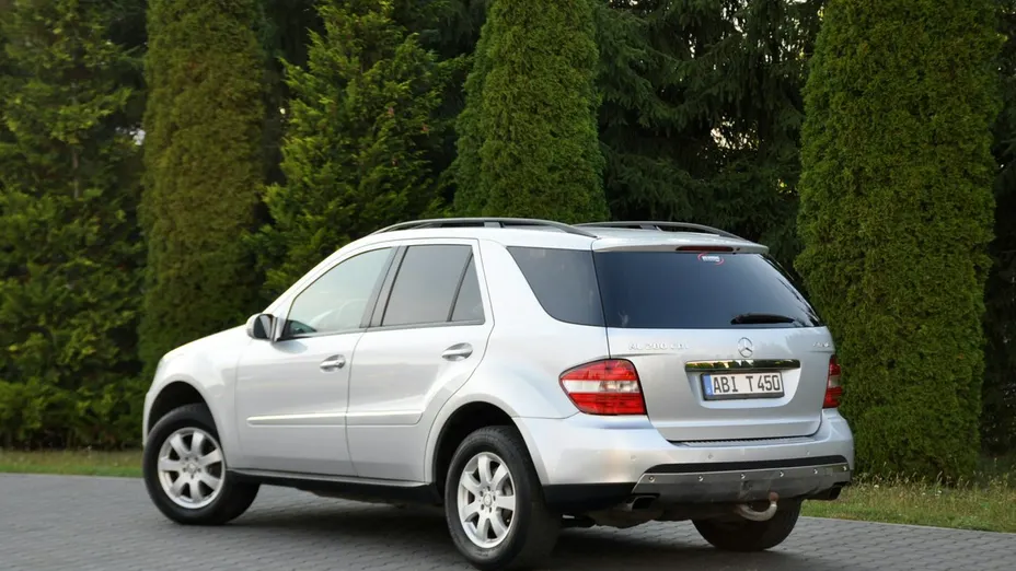 MERCEDES-BENZ ML -