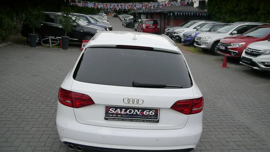 AUDI A4 -