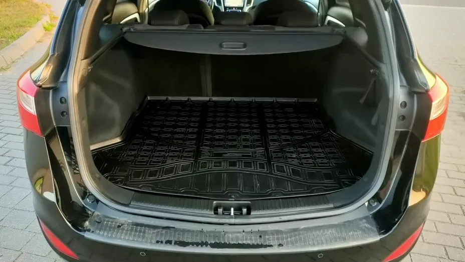 HYUNDAI i30 -