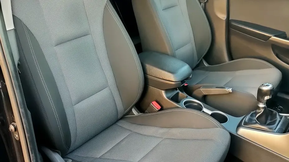 HYUNDAI i30 -