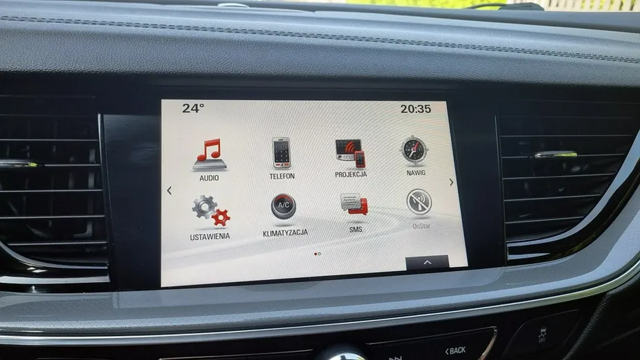 OPEL Insignia -