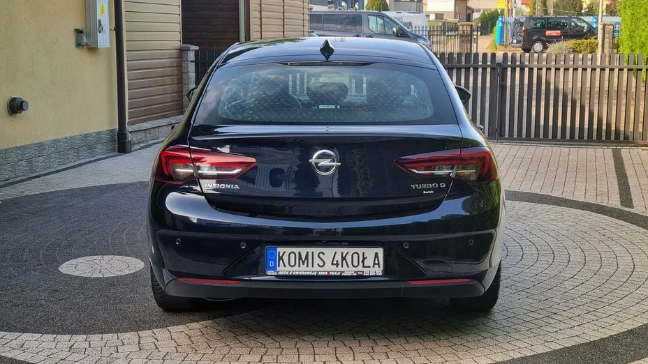 OPEL Insignia -