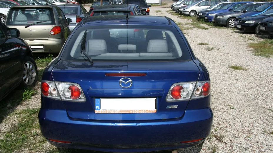 MAZDA 6 -