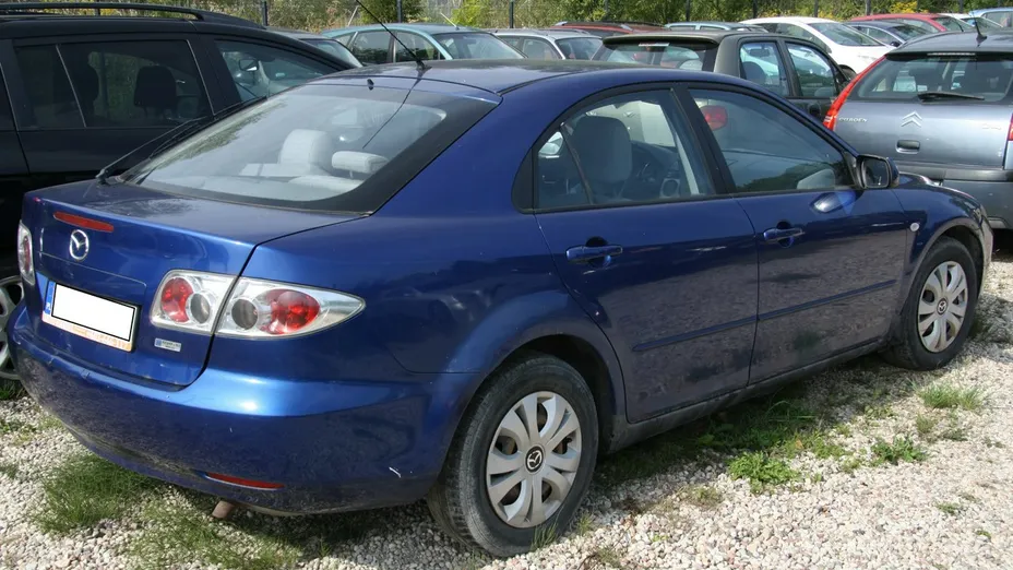MAZDA 6 -