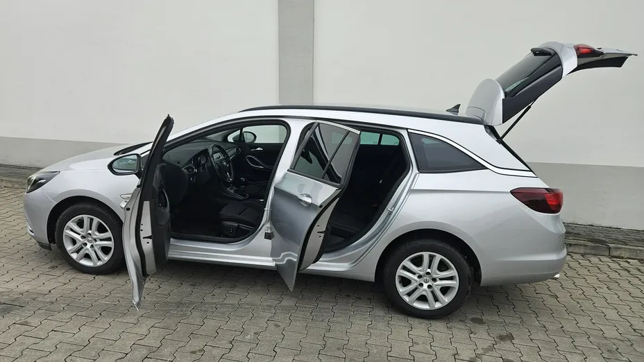 OPEL Astra -