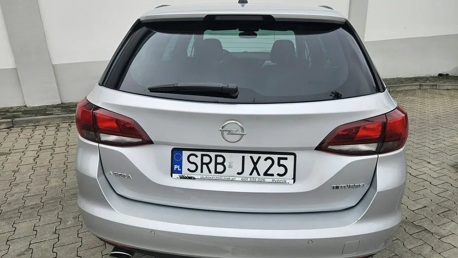 OPEL Astra -