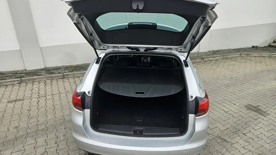 OPEL Astra -