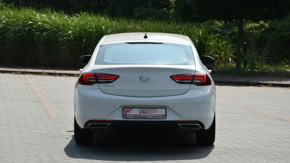 OPEL Insignia -