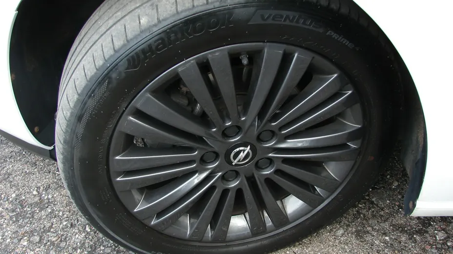 OPEL Zafira -