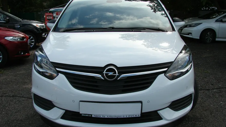 OPEL Zafira -