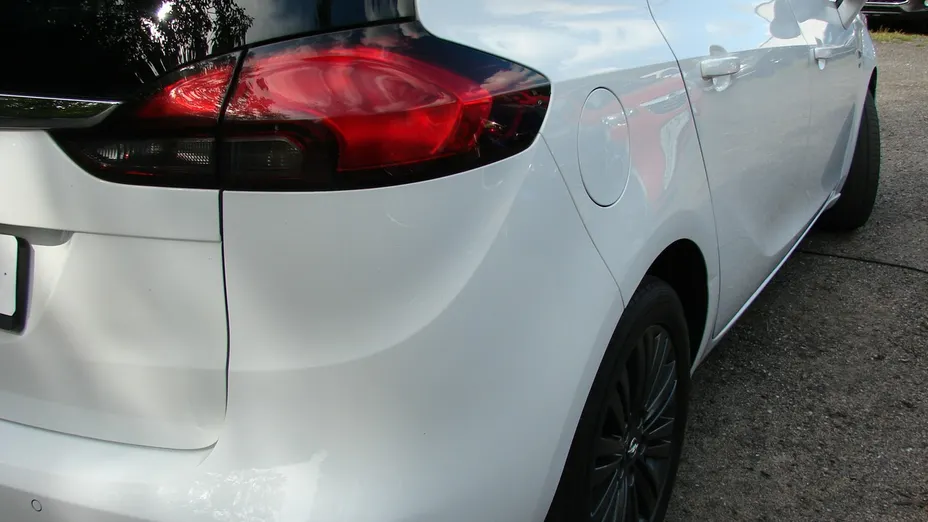 OPEL Zafira -