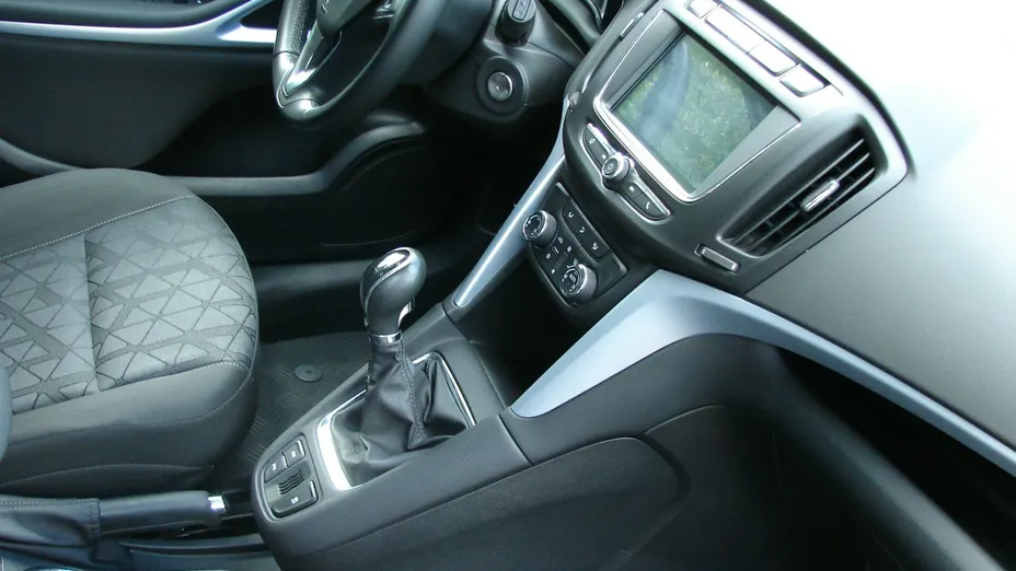 OPEL Zafira -