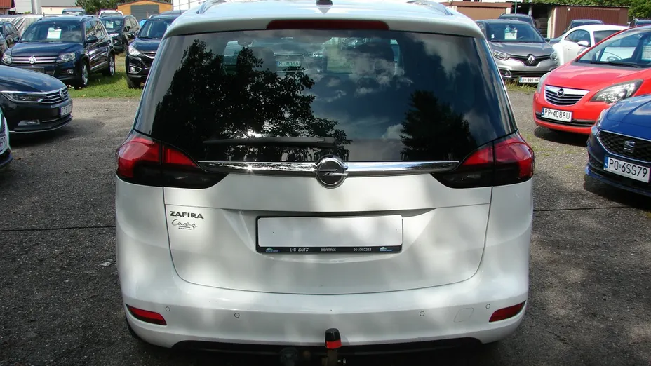 OPEL Zafira -