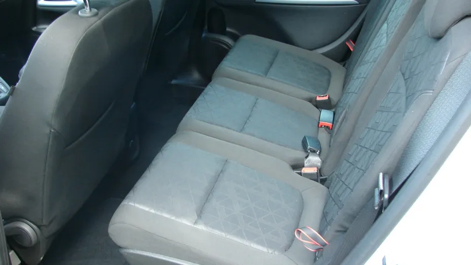 OPEL Zafira -