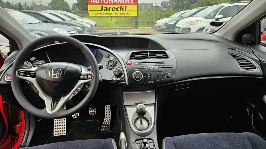 HONDA Civic -