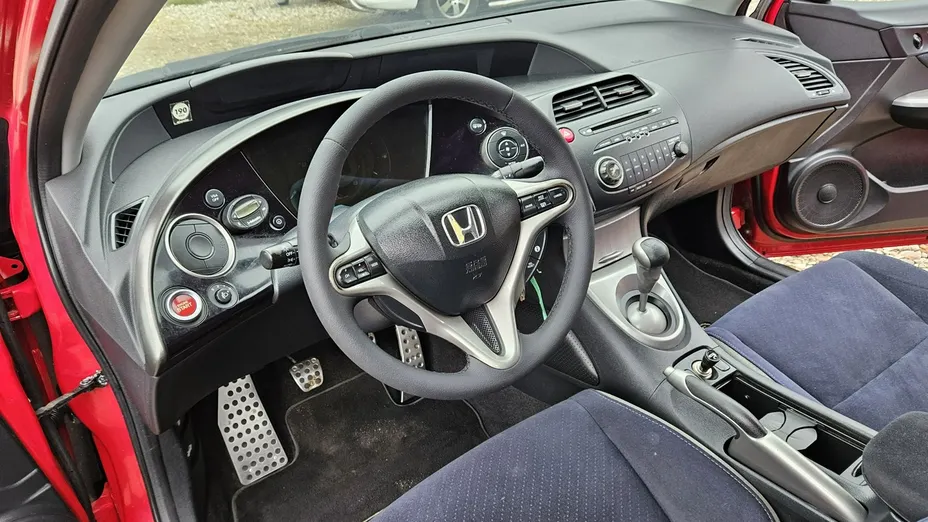 HONDA Civic -