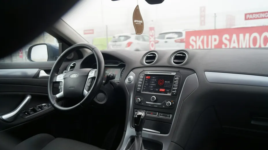 FORD Mondeo -