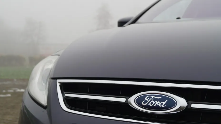 FORD Mondeo -