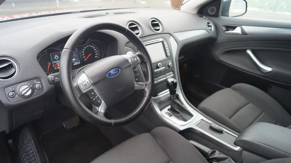 FORD Mondeo -