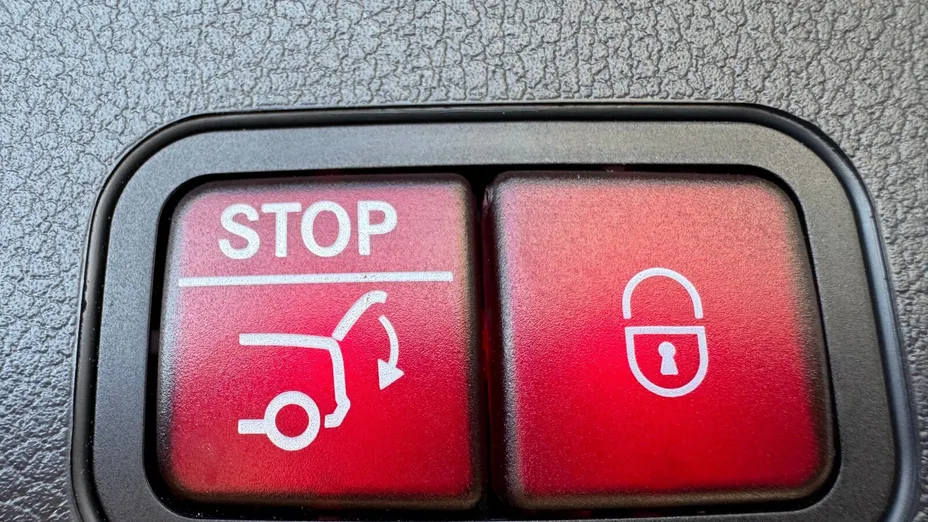 MERCEDES-BENZ GLB GLB 200 mHEV Progressive 7G-DCT