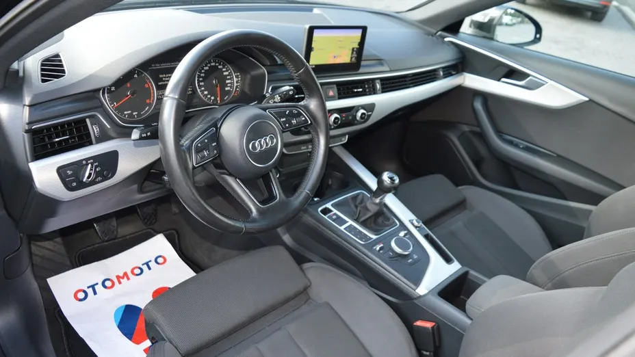 AUDI A4 -