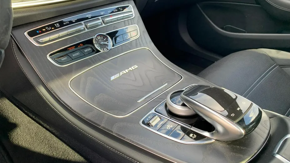 MERCEDES-BENZ E Klasa -