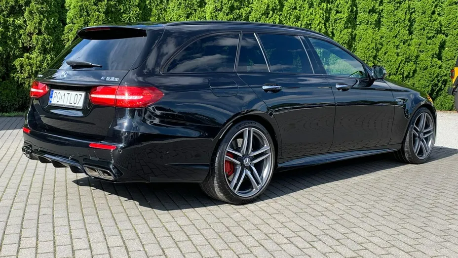 MERCEDES-BENZ E Klasa -