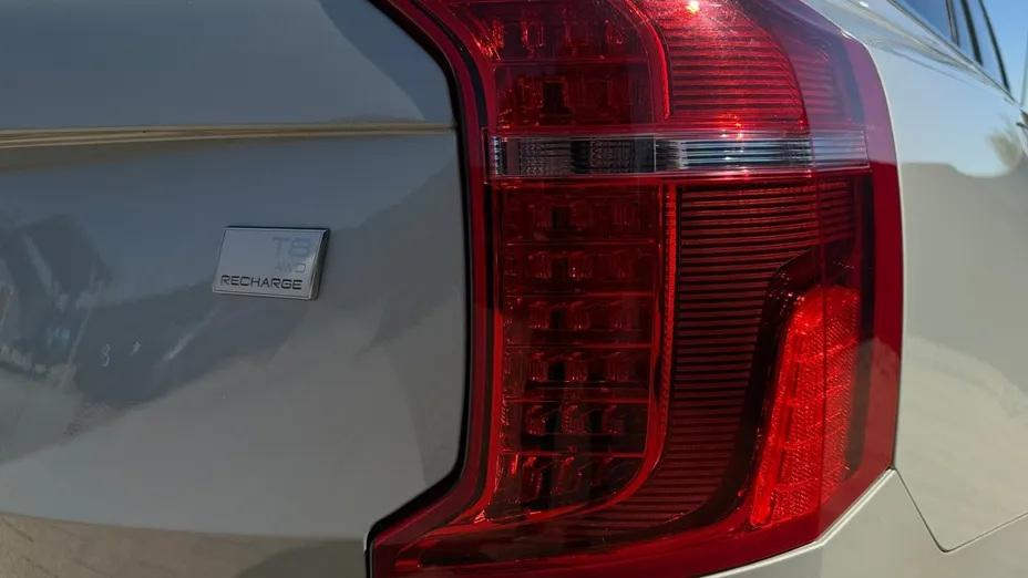 VOLVO XC90 -